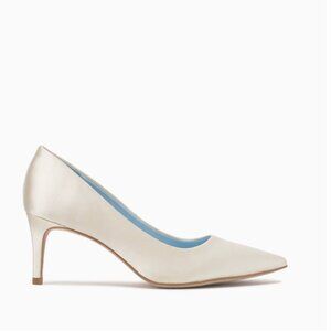White Satin Pump - Size 6.5